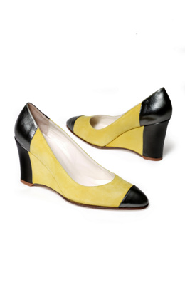 two-toned wedge