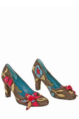 gillyflower pumps