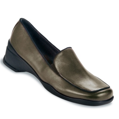 Clarks Women's 'Symphony' Loafers
