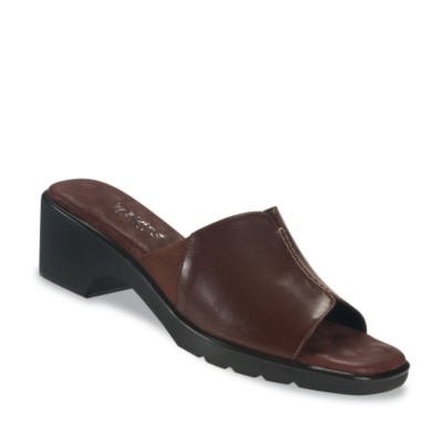 Walking Cradles Women's Natalie Slides  tobacco ww/2e