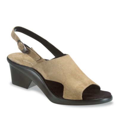 Curvetures Women's 'Flo' Sandals