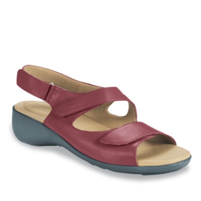 Maravilla Women's 'Virginia' Sandals  red m/b
