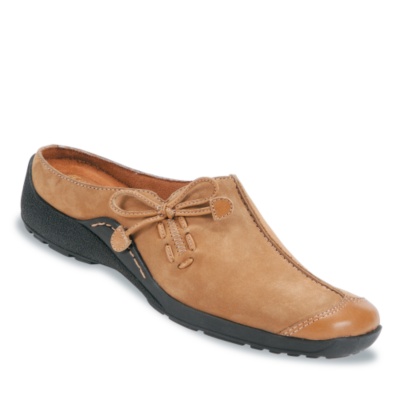 Naturalizer Women's Detail Clogs camelot ww/2d