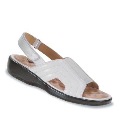 SoftWalk Womens Sunshine Sandals  white ww/2e