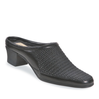 Beacon Women's Ginger Mules