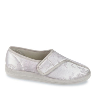 FoamTreads Women’s Madison Slip-On Slippers - 72092