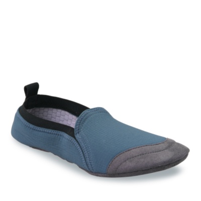 Acorn Women’s Tech Travel Moc Slippers - 72117