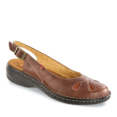Clarks Unstructured Women's Un.Basil Slip-On Shoes - 74071