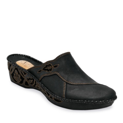 Clarks Artisan Women's Sissy Clogs