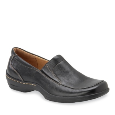 SoftSpots Women's Sojourn Slip-Ons