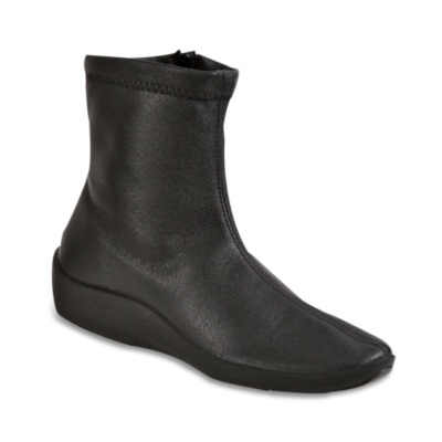 Arcopedico Women's L8 Booties