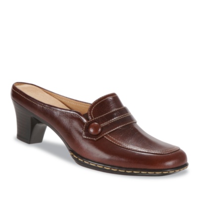 SoftSpots Women's Meryl Mules  toffee w/d-e