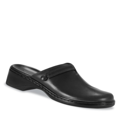 Clarks Women's Plum Clogs