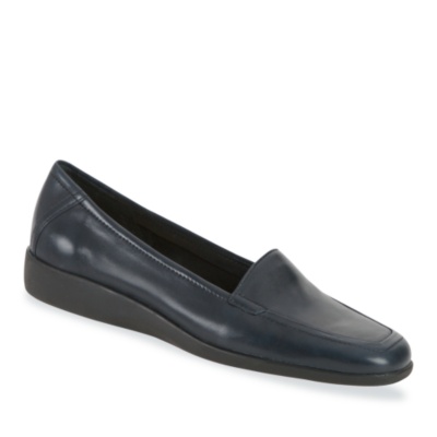 Easy Spirit Women's Closer Slip-Ons