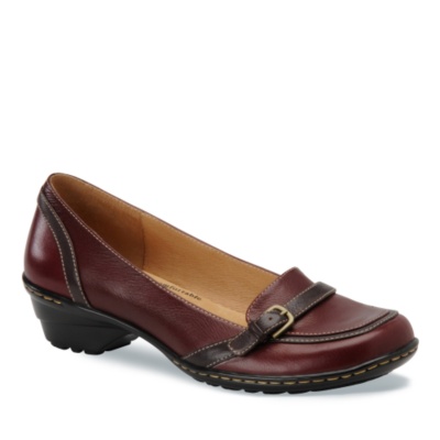 SoftSpots Women’s Albany Slip-Ons - 80889