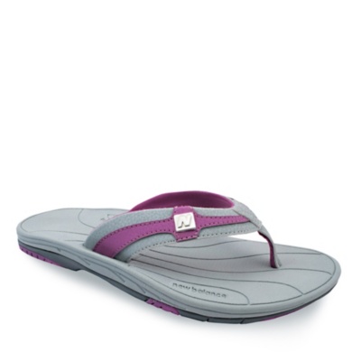 New Balance Women's Bella Thong Sandals - 80996