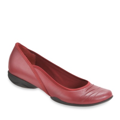 Clarks Privo Women's Oso Slip-Ons - 83154