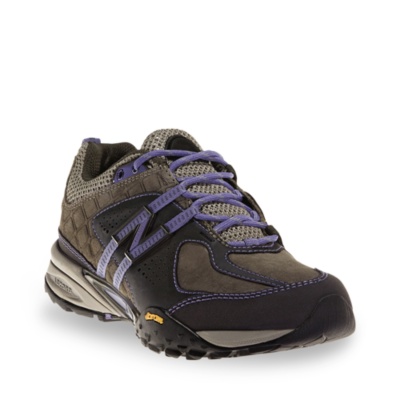 New Balance Women's 1520 Non-Gortex Trail Shoes - 83486