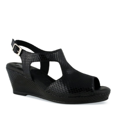 Elites by Walking Cradles Women’s Pueblo Sandals - 86014