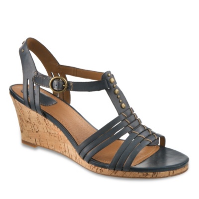 Clarks Artisan Women’s Laguna Cove T-Strap Sandals - 89045