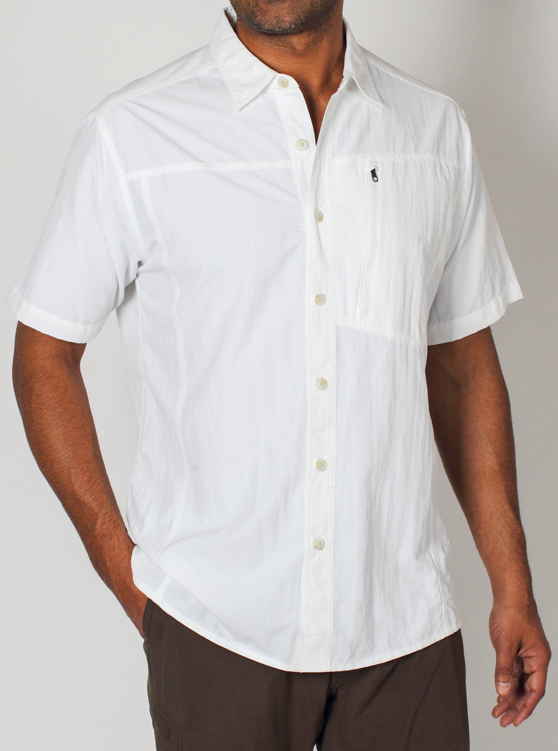 Always ready for an around-the-world trip, the GeoTrek’r has a casual look ...