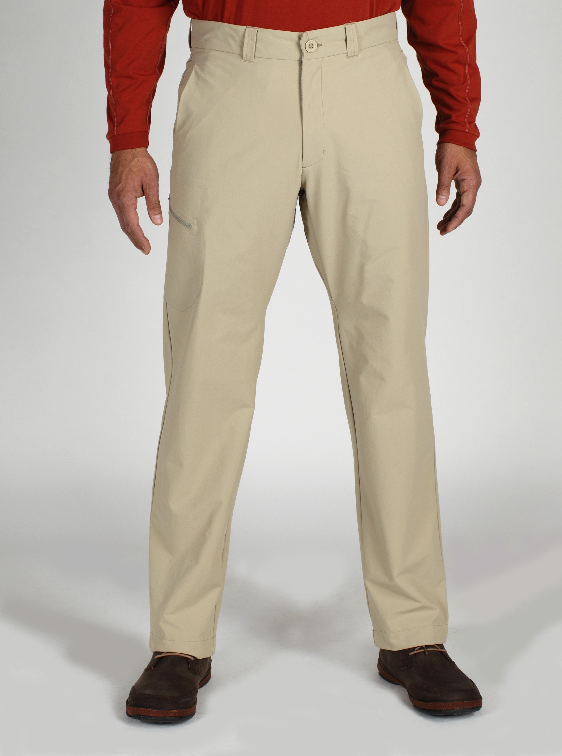 With the short length Trail Roam’r pant, you will find adventure and the ...