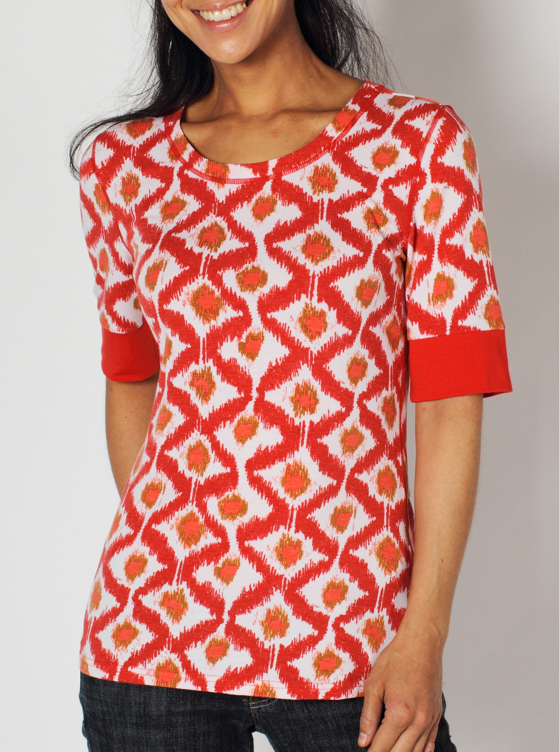 Spice up your outfit with the Go-To Diamond Crew. A fun print will add flair ...