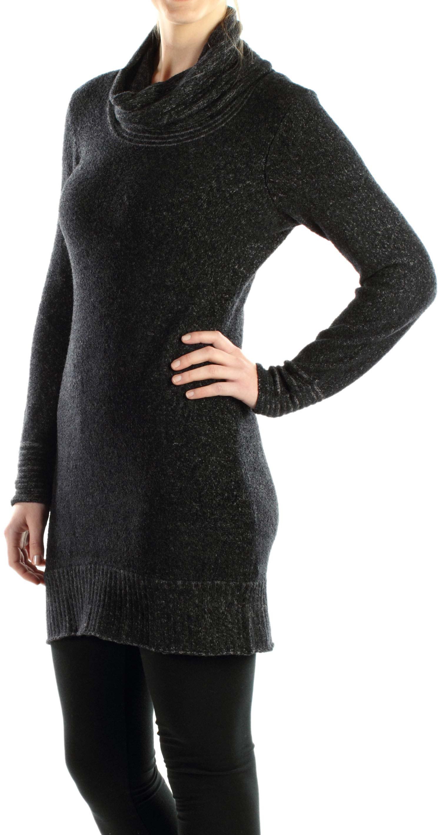 You'll never get caught out in the cold with the Vona Turtle Tunic. This ...