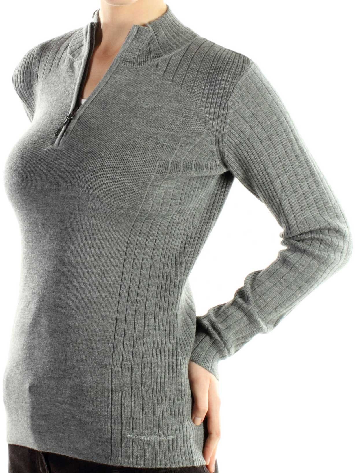 The Venture Wool 1/4 zip sweater is a high performance blend of merino wool ...