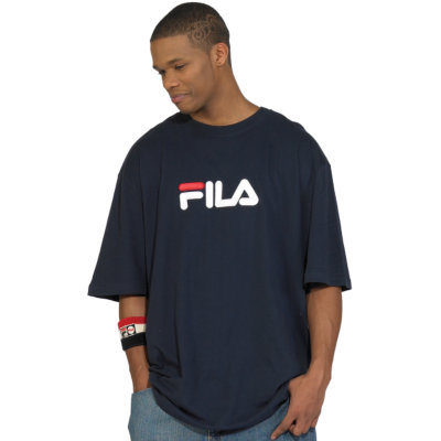 logo tee