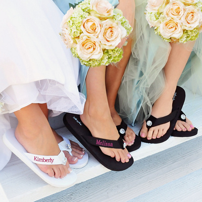 Flip Flops  Wedding Party on Bridesmaid Flip Flops Personalized   Sandals Bridesmaid Gift