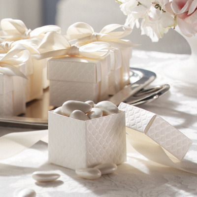 Quilted Off-White Favor Boxes/Set of 12