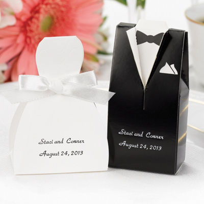 Bride Groom Wedding Gifts on Bride And Groom Wedding Favor Boxes