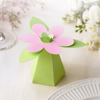 Spring Wedding Centerpieces on Spring Flowers Wedding Favor Box Kits Wedding