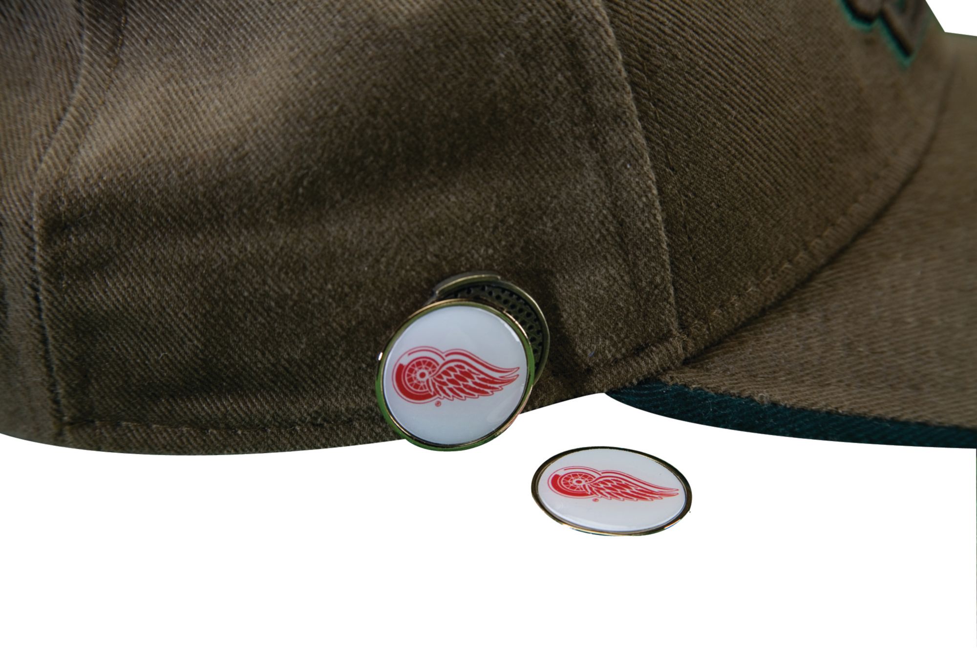 NHL Cap Clip