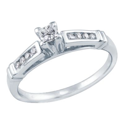 1/4ct TW Diamond Engagement Ring