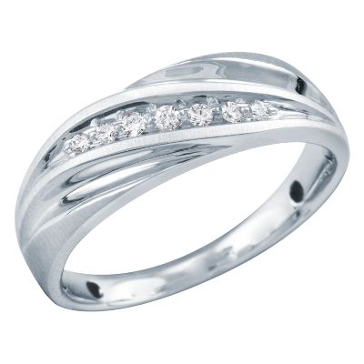 1/8ct TW Luxury Fit Men's Diamond Ring