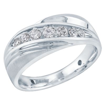 1/2ct TW Luxury Fit Men's Diamond Ring