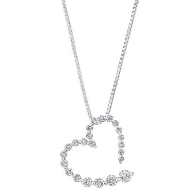 1/4ct TW Graduated Heart-Shaped Diamond Pendant