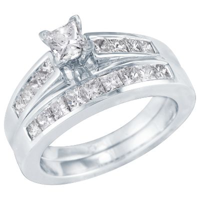 1 1/2ct TW Diamond Engagement Ring Set