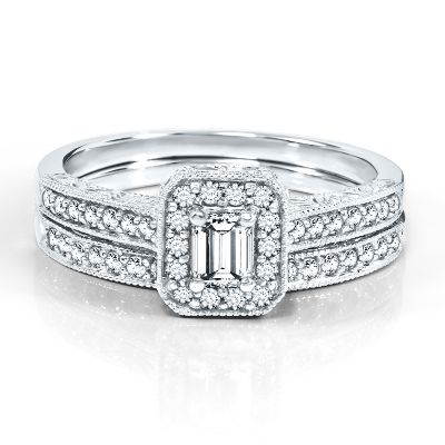 5/8ct TW Diamond Engagement Ring Set