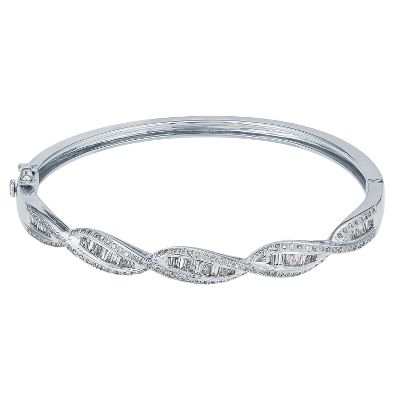 1 1/2ct TW Diamond Bangle Bracelet
