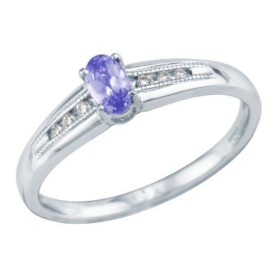 Oval Tanzanite Ring