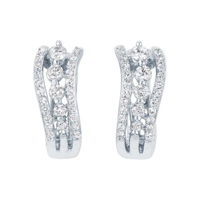 3/4ct TW Graduated Round Diamond Earrings