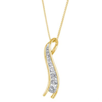 1/4ct TW Graduated Round Diamond Pendant