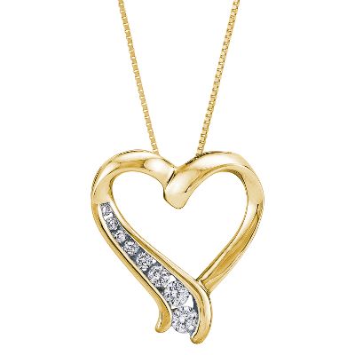 1/4ct TW Heart-Shaped Graduated Diamond Pendant