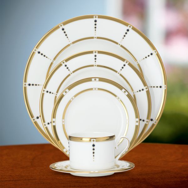 Sapphire Sophisticate� Place Setting