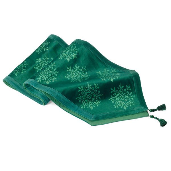 Green Holiday Runner

