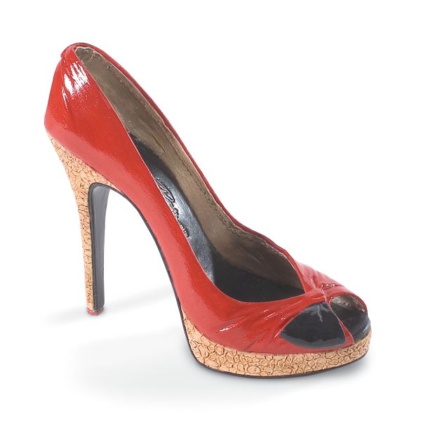 "Just the Right Shoe™ Chili Pepper"
