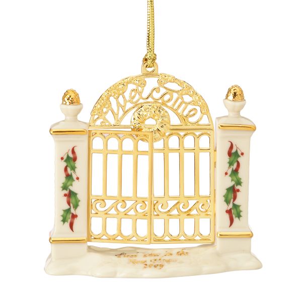 2009 First Year in New Home Ornament by Lenox

